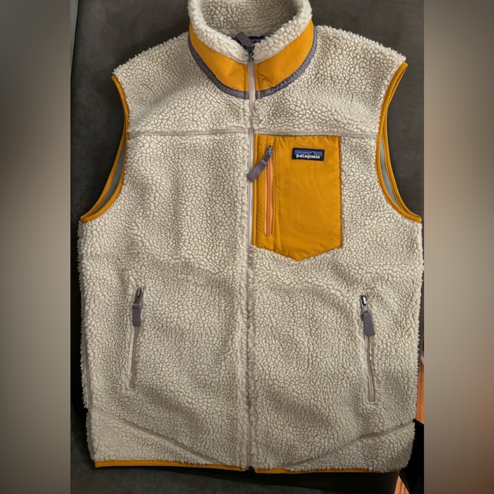 Patagonia Retro X Vest Gold Size Large Excellent Condition